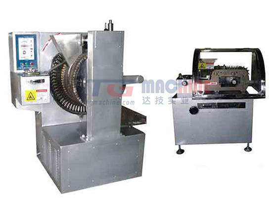 Forming machine