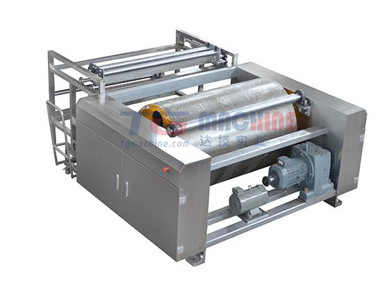 Furnace charging conveyor