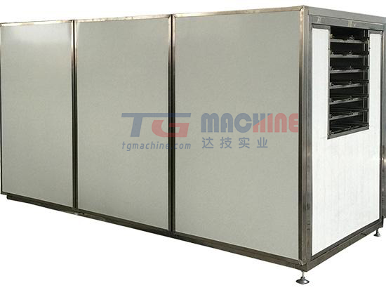 Refrigerated cooler